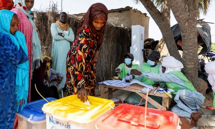 Chad goes to polls amid opposition boycott