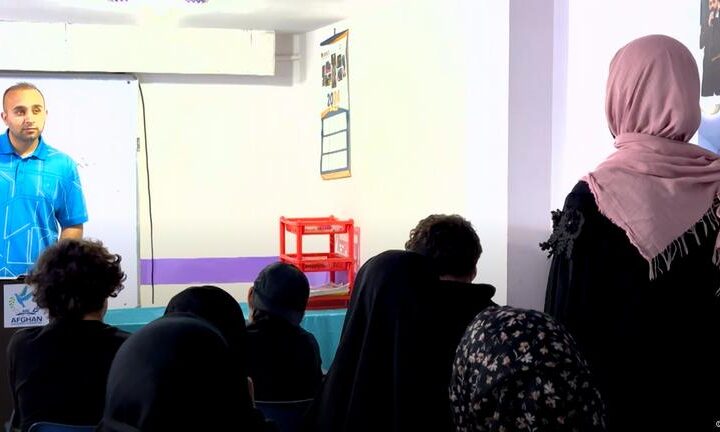 India: English classes bring hope to Afghans in New Delhi