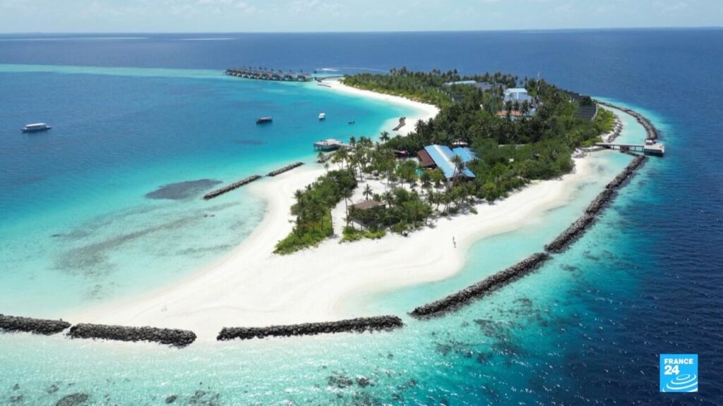 The Maldives, a paradise threatened by rising sea levels