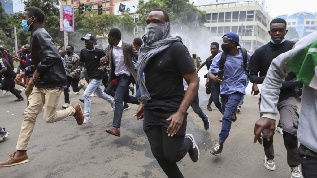 Thousands protest Ruto's government in Kenya