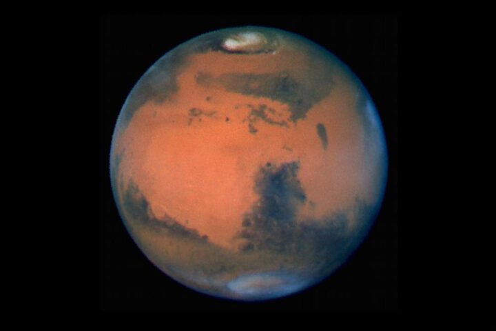 Subsurface of Mars harbors oceans of water: study