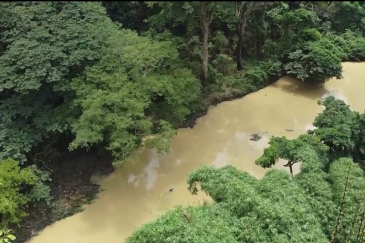 Pollution in Nigeria's revered Osun river fails to deter devotees