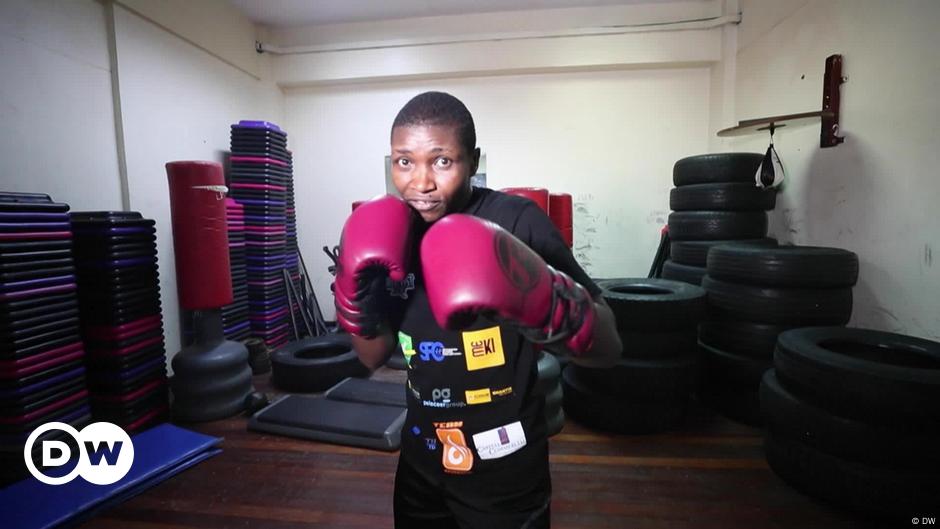 How a Kenyan trains women boxing against femicide