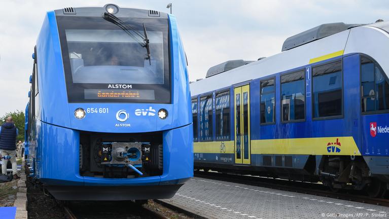 World's first hydrogen train runs in Germany