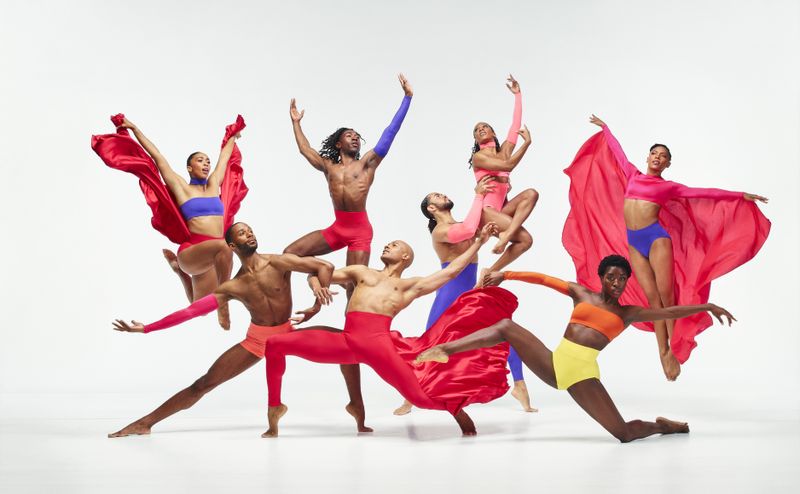 Alvin Ailey dancers come to Paris