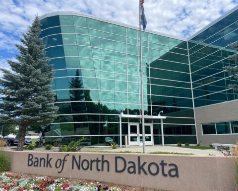 North Dakota banks on renewables