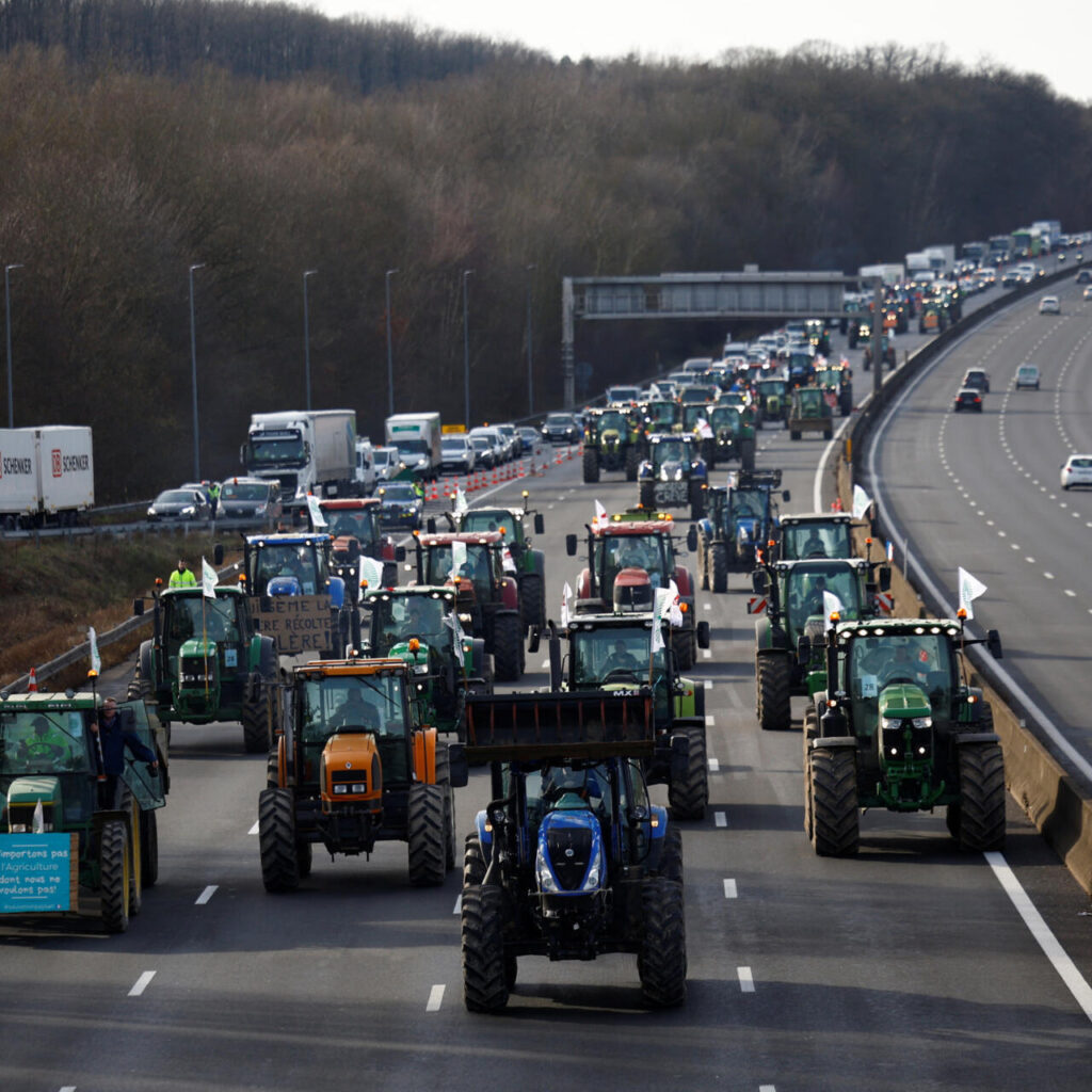 Is it becoming impossible to drive in Paris?