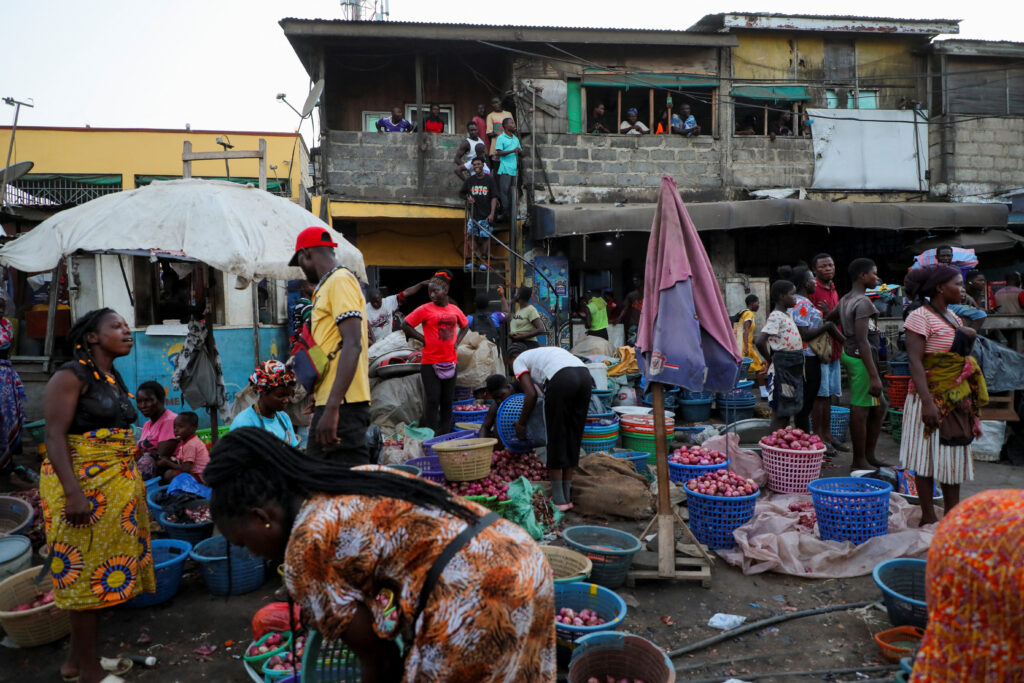 Ghana election: an economic crisis looms large