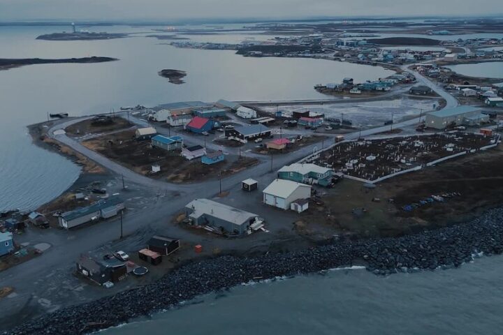 Melting permafrost in Canadian Arctic town could lead to first climate refugees