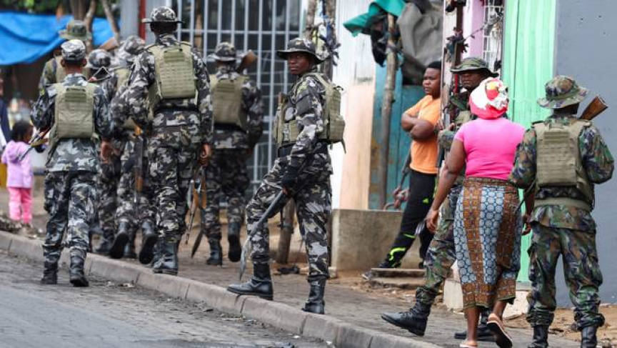 Police say 33 dead, 1,500 escaped in Mozambique prison riot