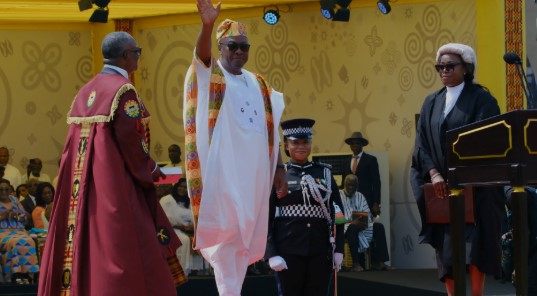 Ghana presidential inauguration: Mahama returns as president