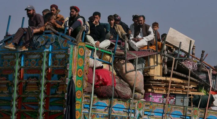 Why is Pakistan expelling Afghan refugees?