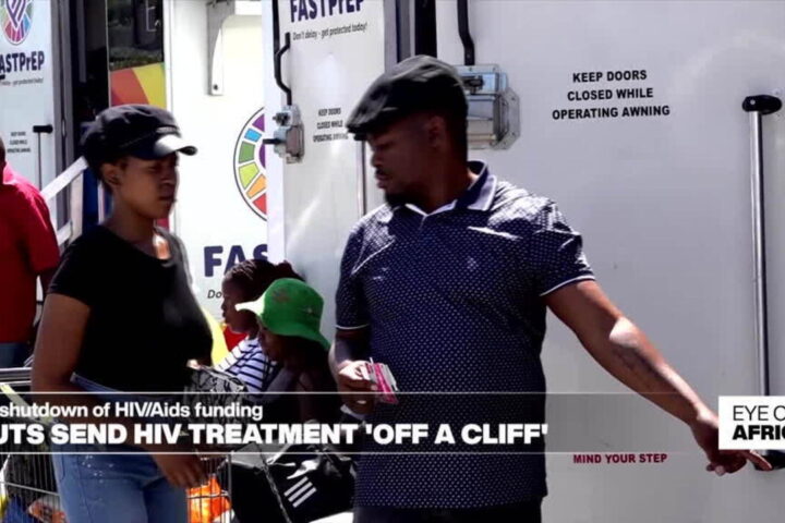US shutdown of HIV/aids funding : cuts send HIV treatment "off a cliff"