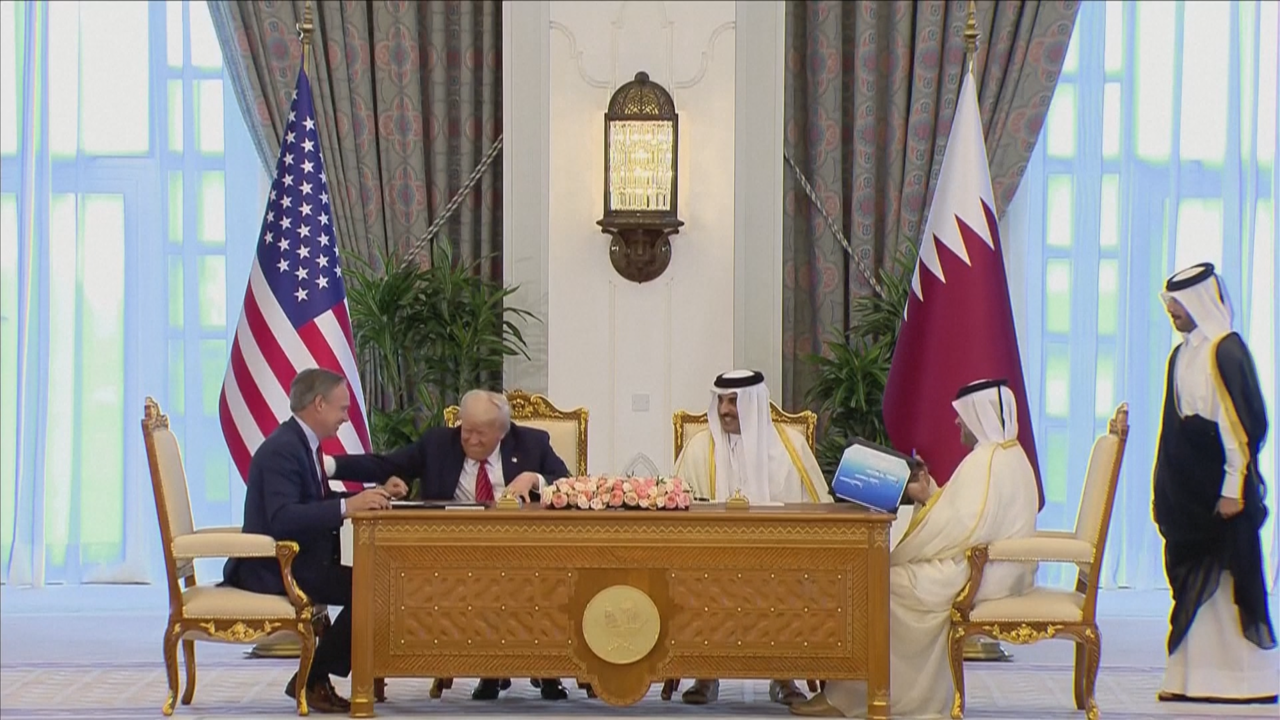 Qatar orders up to 210 Boeing jets in a deal worth $96 billion