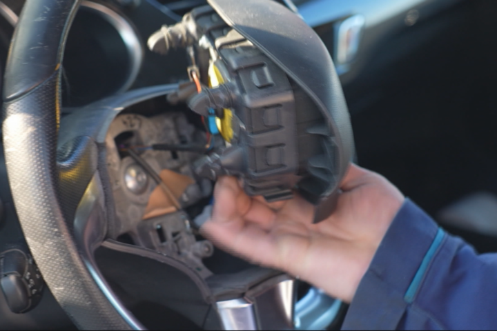 French authorities say faulty Takata airbag responsible for driver's death