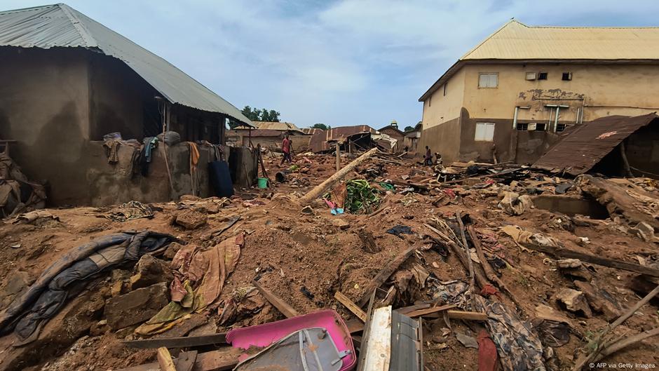 Nigeria: Desperation grows as aid delays hit floods